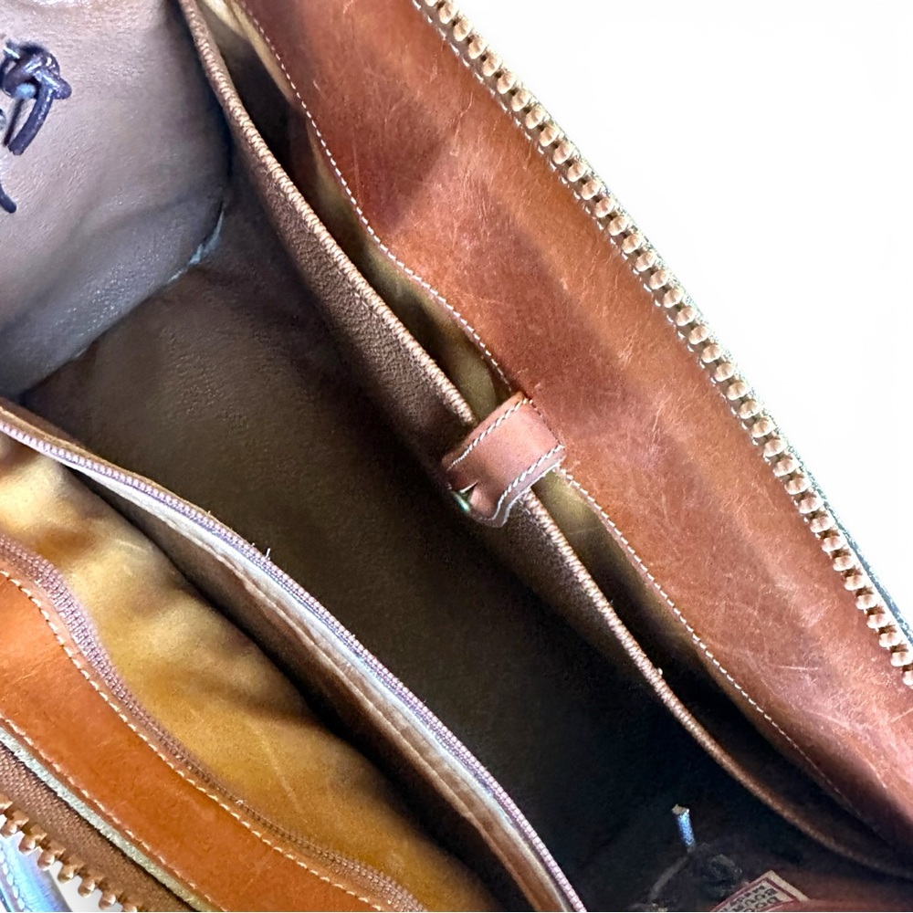 Vtg Dooney & Bourke All Weather Leather Top Handle Crossbody Convertible Bag - Picture 14 of 15